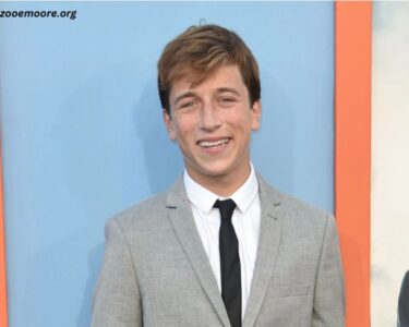 Skyler gisondo movies and TV shows